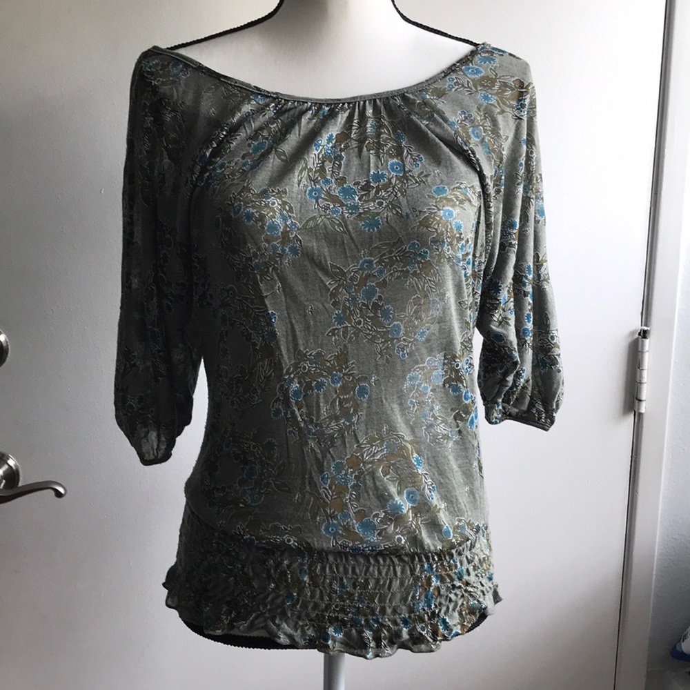 Charlotte Russe M sheer floral summer top 3/4 slv
